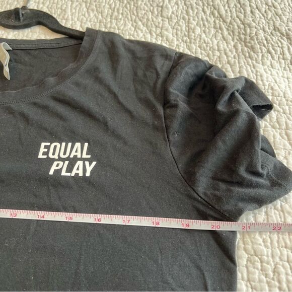 ✨ Athleta Equal Play Black Cotton T-Shirt Medium - Picture 7 of 8